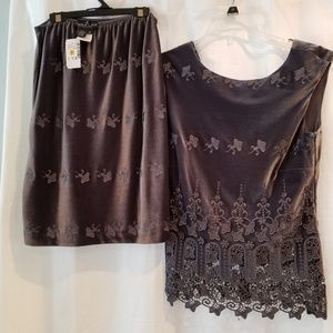 Carol Little NWT sz 4 grey embroidered 2 pc set